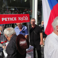 Petiční stánek KSČM